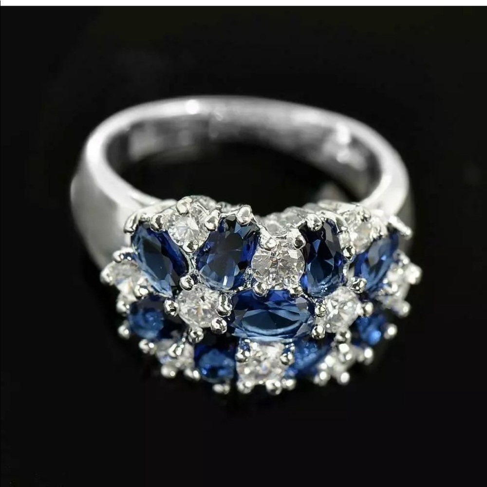 New Women’s 925 Silver Flower Blue Sapphire Ring - Picture 1 of 11